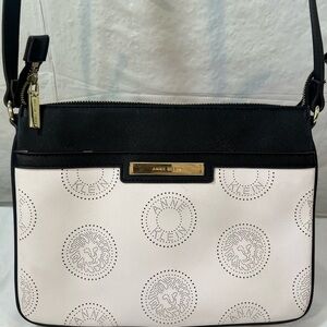 ANNE KLEIN  CROSSBODY Bag